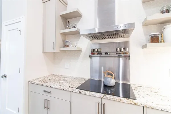 $549,000 | 18018 Ozark Lane, Higginsville, MO 64037