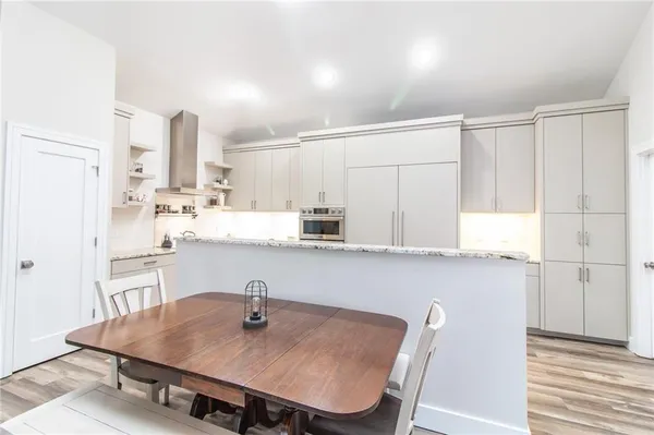 $549,000 | 18018 Ozark Lane, Higginsville, MO 64037