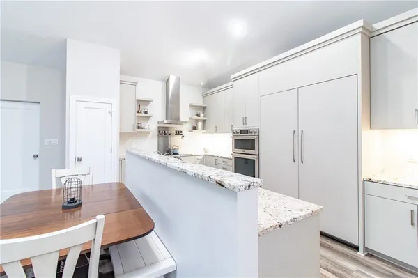 $549,000 | 18018 Ozark Lane, Higginsville, MO 64037