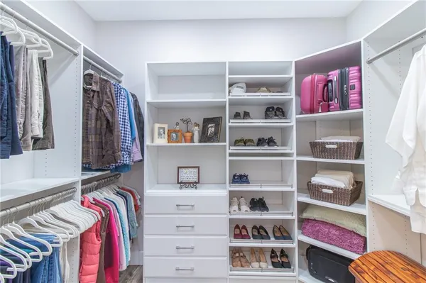 $549,000 | 18018 Ozark Lane, Higginsville, MO 64037