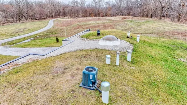 $549,000 | 18018 Ozark Lane, Higginsville, MO 64037