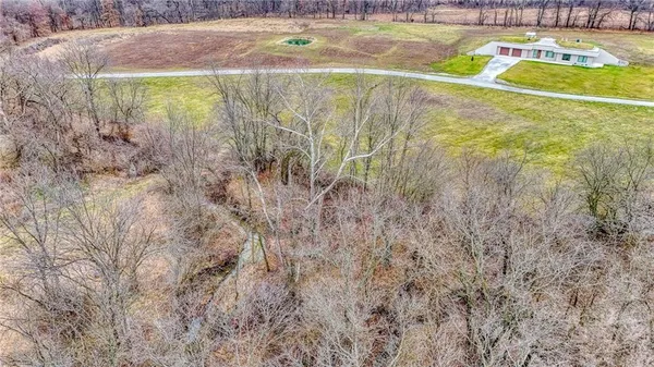 $549,000 | 18018 Ozark Lane, Higginsville, MO 64037