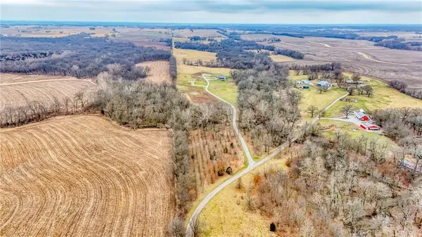 $549,000 | 18018 Ozark Lane, Higginsville, MO 64037