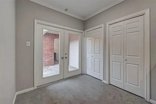 a view of an empty room with window