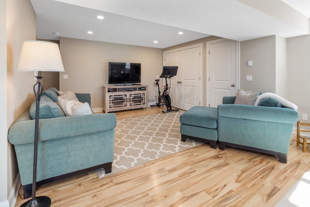 12 Bog View Road Kingston, MA 02364 - Photo 18 of 23 Gallery Image 18
