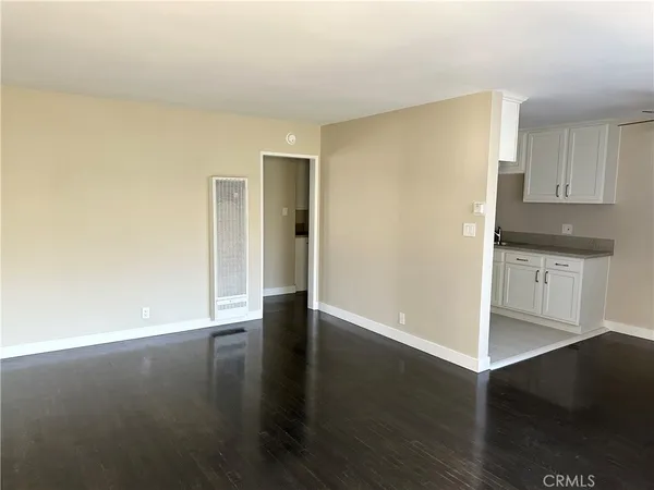 $1,795 | 2317 Cedar Avenue, Long Beach, CA 90806