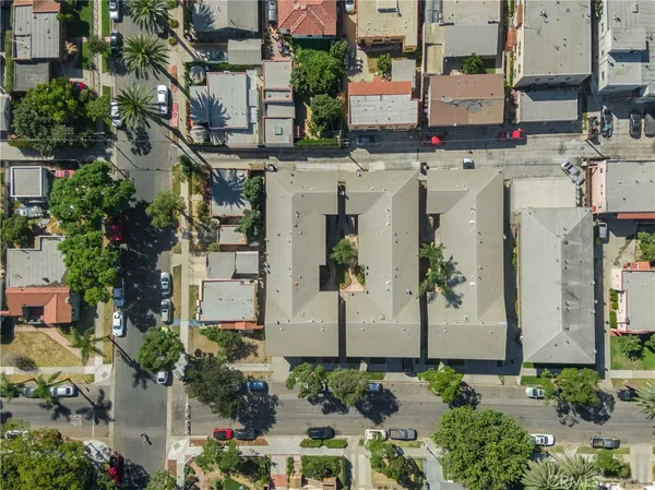 $1,795 | 2317 Cedar Avenue, Long Beach, CA 90806