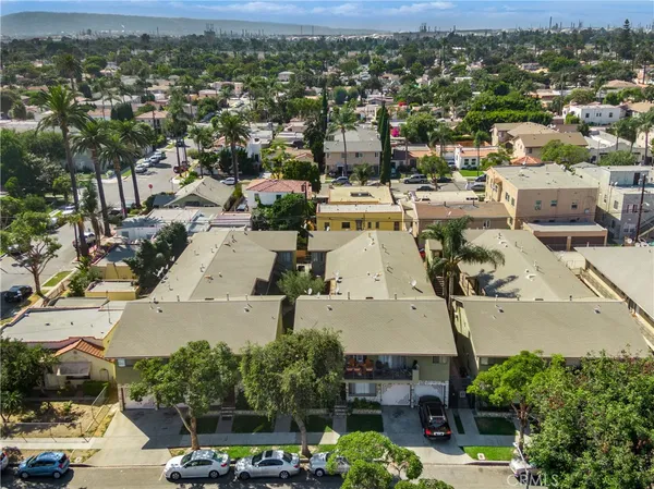 $1,795 | 2317 Cedar Avenue, Long Beach, CA 90806