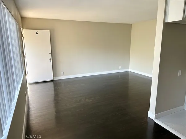 $1,795 | 2317 Cedar Avenue, Long Beach, CA 90806