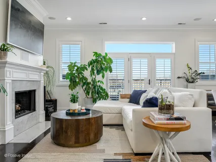 $995,000 | 3510 North Southport Avenue, Unit PH, Chicago, IL 60657