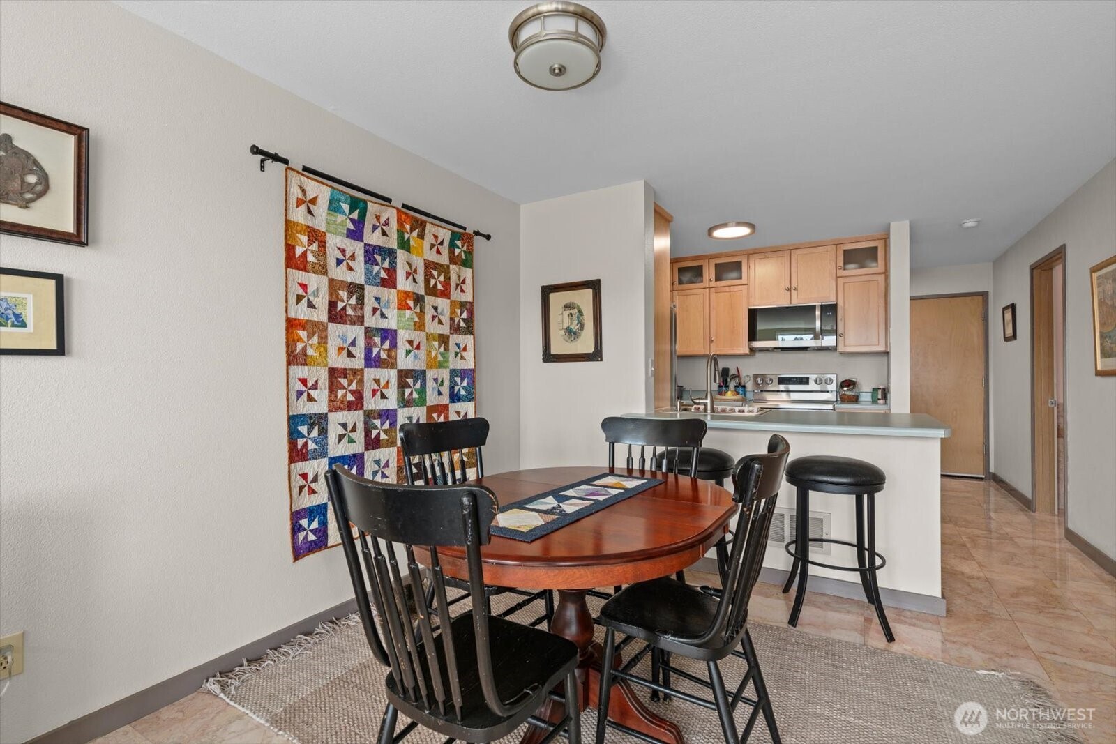 2920 Alki Avenue Southwest, Unit 409 Seattle, WA 98116 - Photo 8 of 26