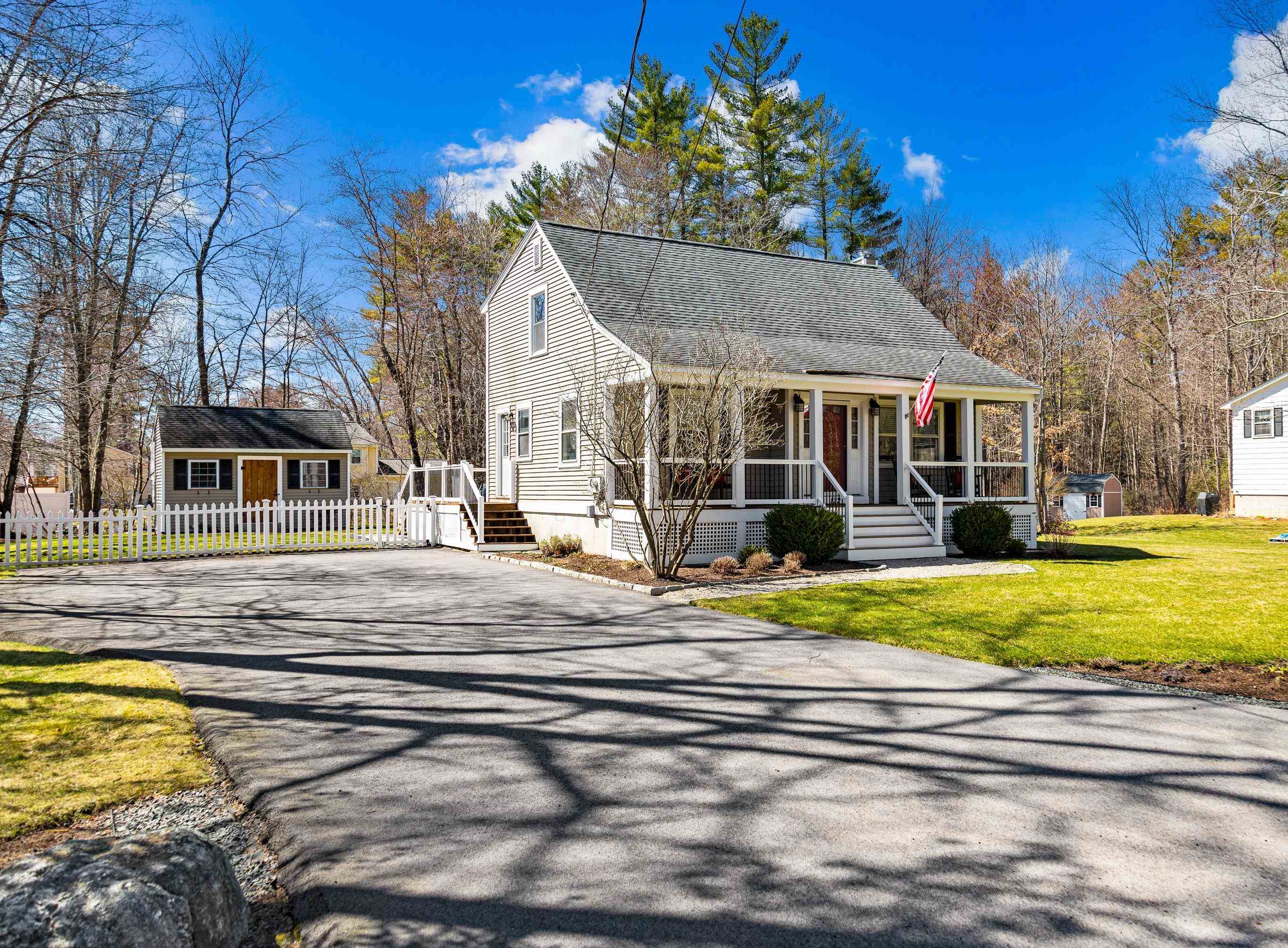 122 Joppa Road Merrimack, NH 03054 - Photo 1 of 40