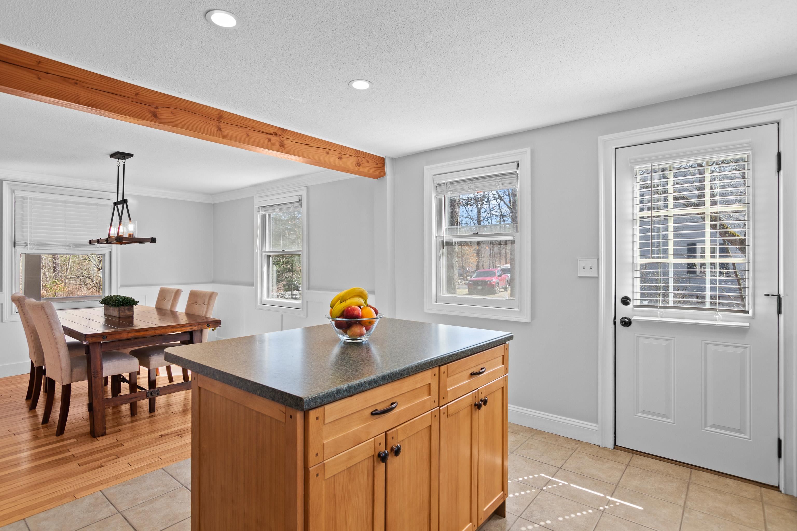 122 Joppa Road Merrimack, NH 03054 - Photo 16 of 40