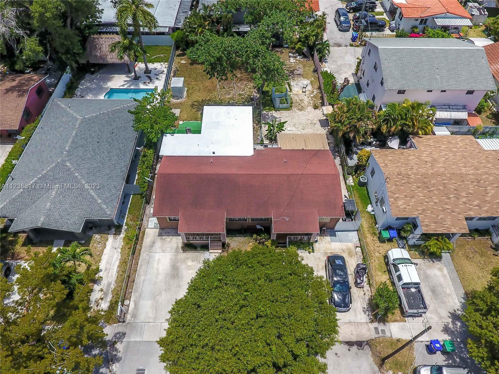 2810 Southwest 26th Street Miami, FL 33133 - Photo 3 of 33