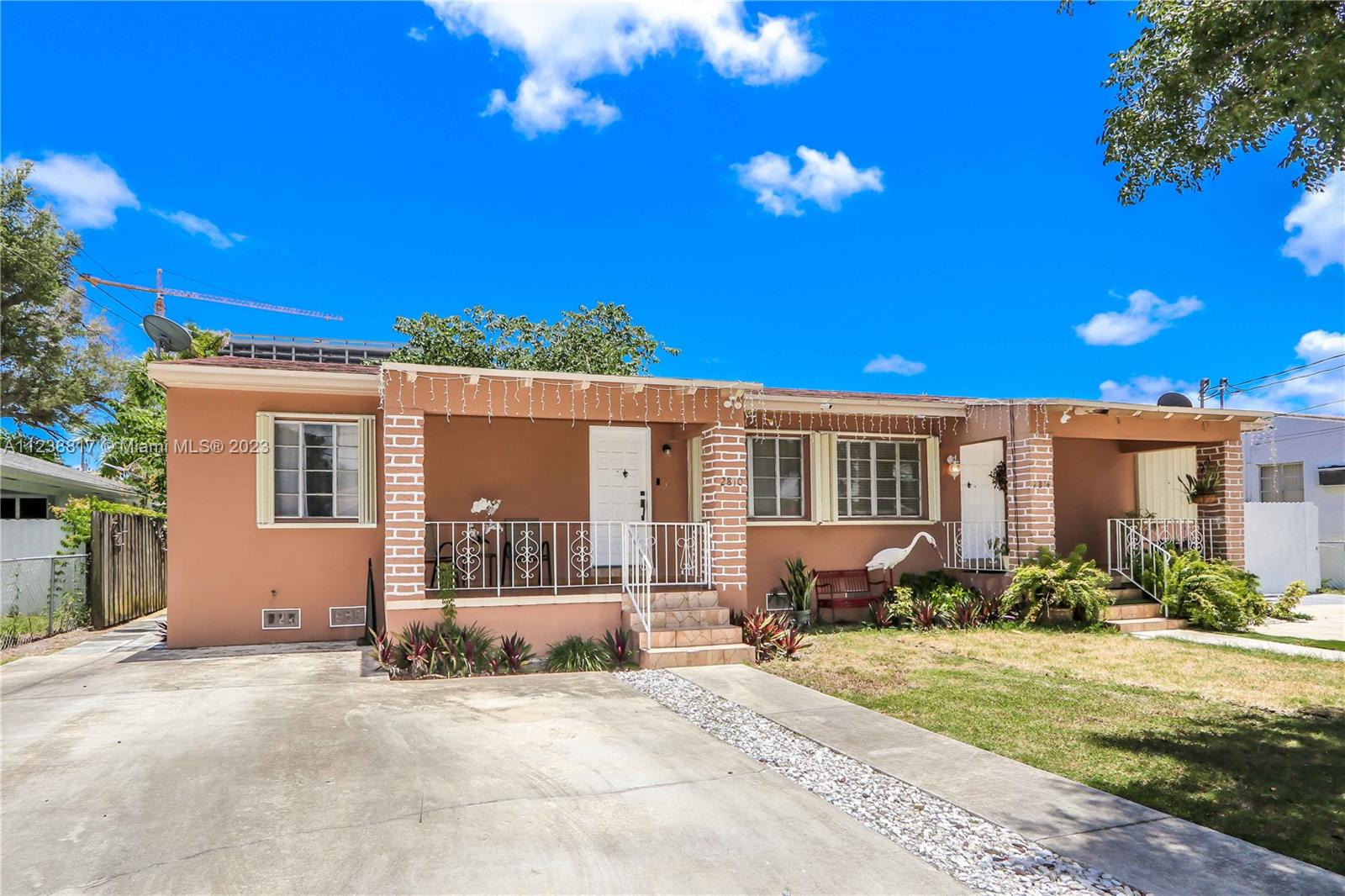 2810 Southwest 26th Street Miami, FL 33133 - Photo 5 of 33