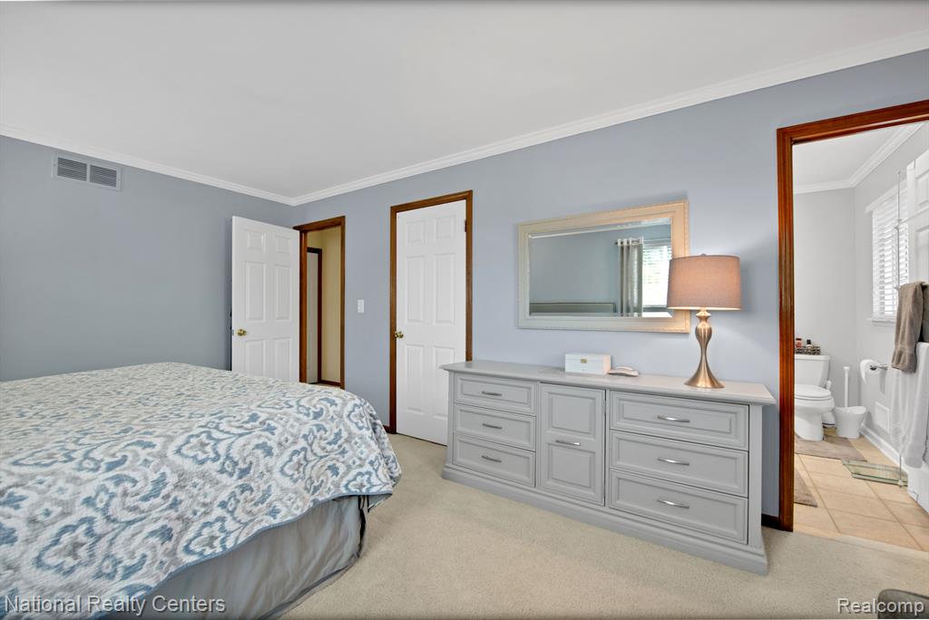 855 Bridgestone Drive Rochester Hills, MI 48309 - Photo 28 of 41