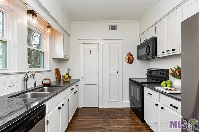 $319,900 | 1509 Stanford Avenue, Unit A3, Baton Rouge, LA 70808