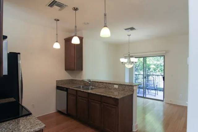 $1,750 | 13420 Lyndhurst Street, Unit 805, Austin, TX 78717