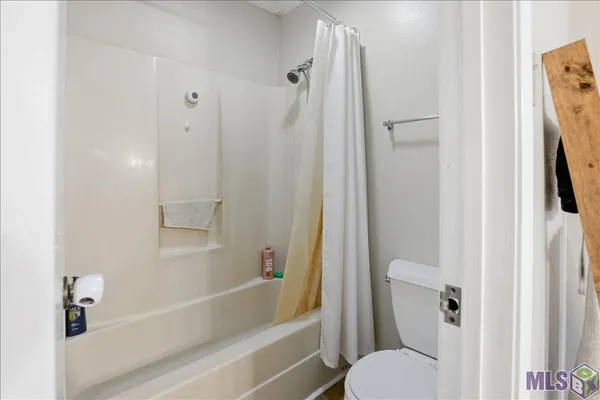 $595,000 | 18911 Tall Oaks Court, Baton Rouge, LA 70817