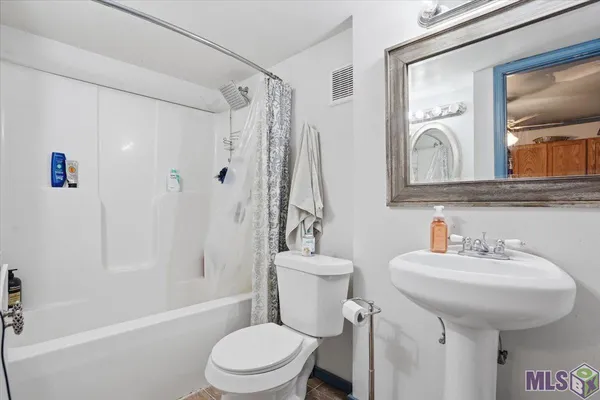 $595,000 | 18911 Tall Oaks Court, Baton Rouge, LA 70817