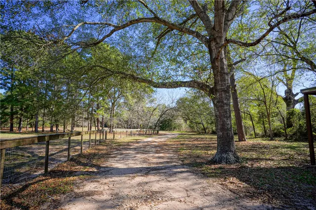 $475,000 | 10713 County Road 446, Navasota, TX 77868