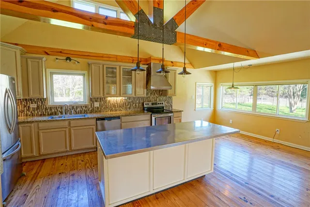 $475,000 | 10713 County Road 446, Navasota, TX 77868