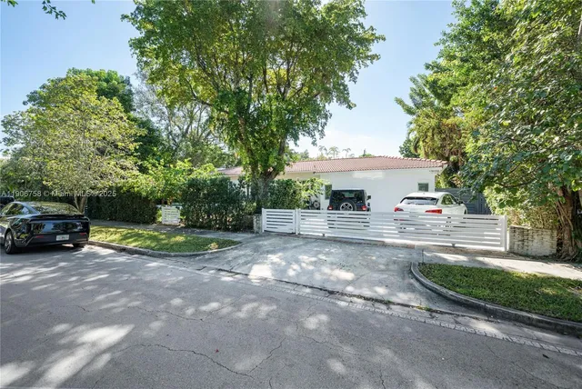 $3,250,000 | 124 Northeast 96th Street, Miami Shores, FL 33138