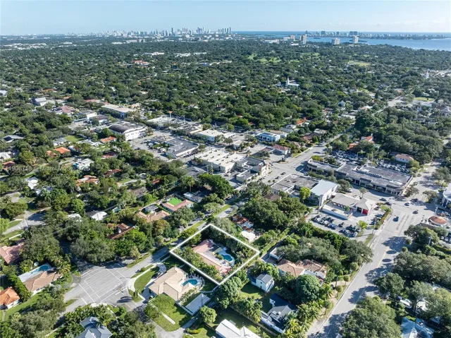 $3,250,000 | 124 Northeast 96th Street, Miami Shores, FL 33138