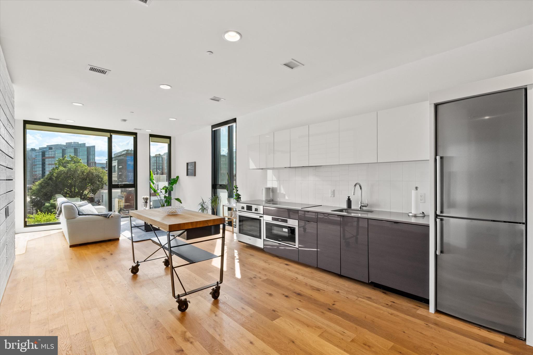 57 N Street Northwest, Unit 521 Washington, DC 20001 - Photo 2 of 27