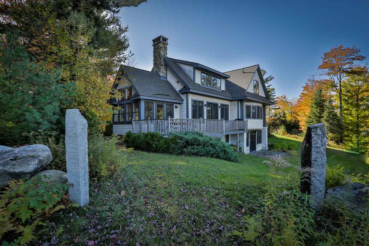 71 Summit Road New London, NH 03260 - Photo 3 of 40