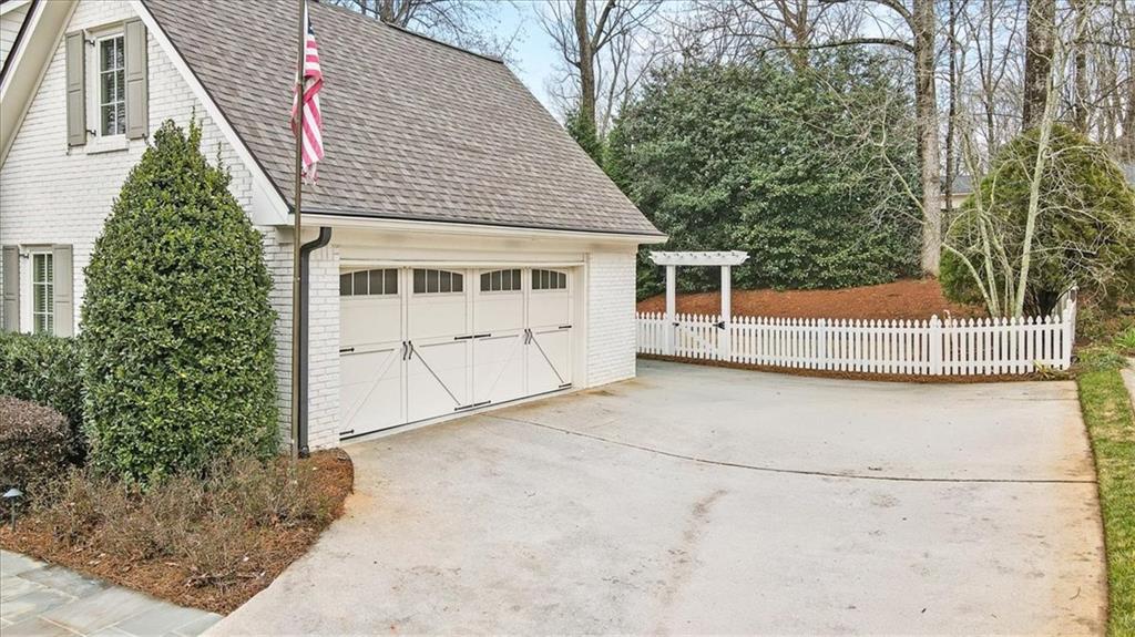 1148 Redfield Ridge Dunwoody, GA 30338 - Photo 62 of 70