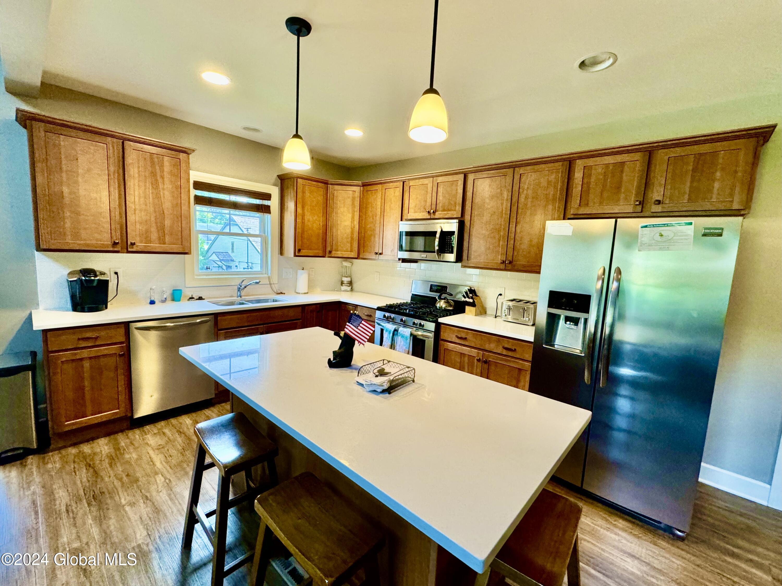 6 Beach Road, Unit 3 Bolton, NY 12814 - Photo 8 of 28 IMG_0836