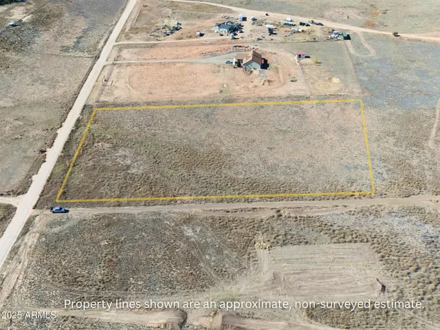 a view of city view and mountain view