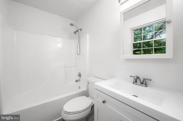 $529,900 | 1197 Hillside Road, Pasadena, MD 21122