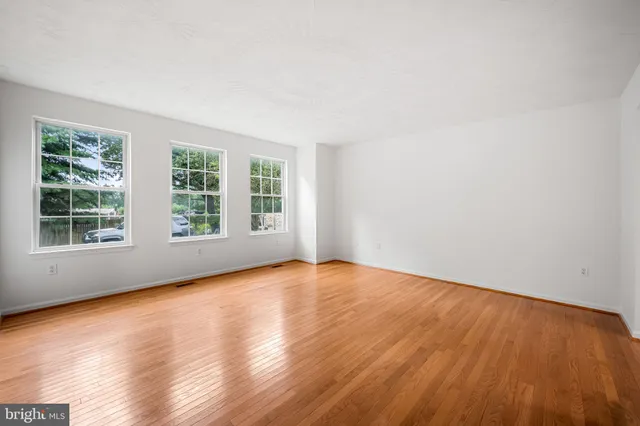 $529,900 | 1197 Hillside Road, Pasadena, MD 21122