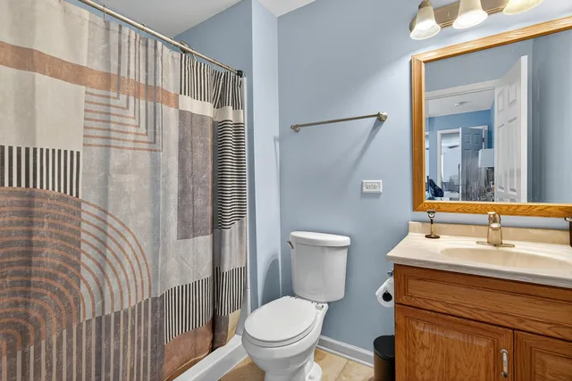 $440,000 | 854 Plains Court, Carol Stream, IL 60188