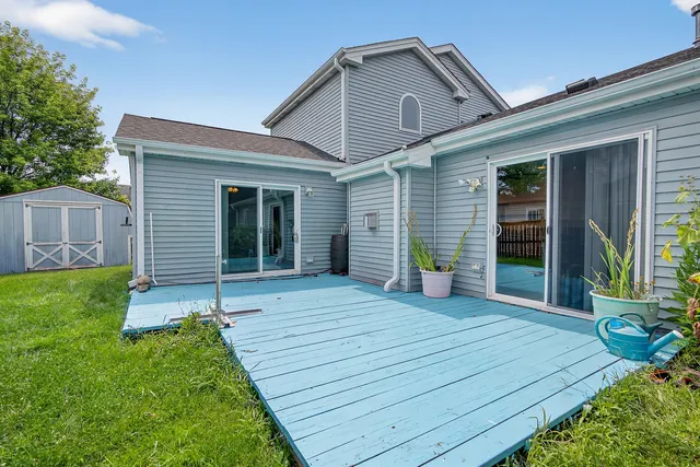 $440,000 | 854 Plains Court, Carol Stream, IL 60188