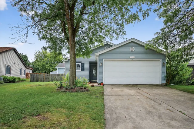 $440,000 | 854 Plains Court, Carol Stream, IL 60188