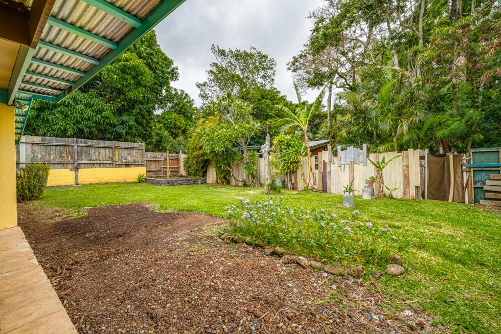 720 Mopua Street Haiku, HI 96708 - Photo 19 of 22 a view of a backyard with a small cabin
