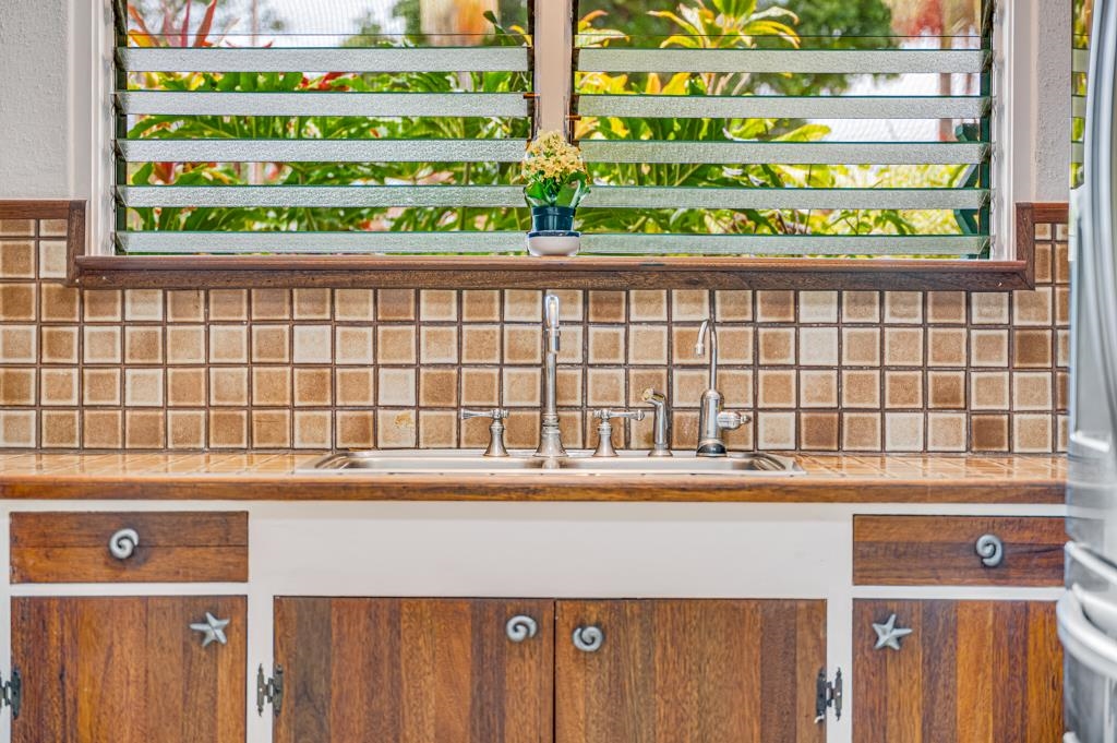 720 Mopua Street Haiku, HI 96708 - Photo 10 of 22 a close up of a sink