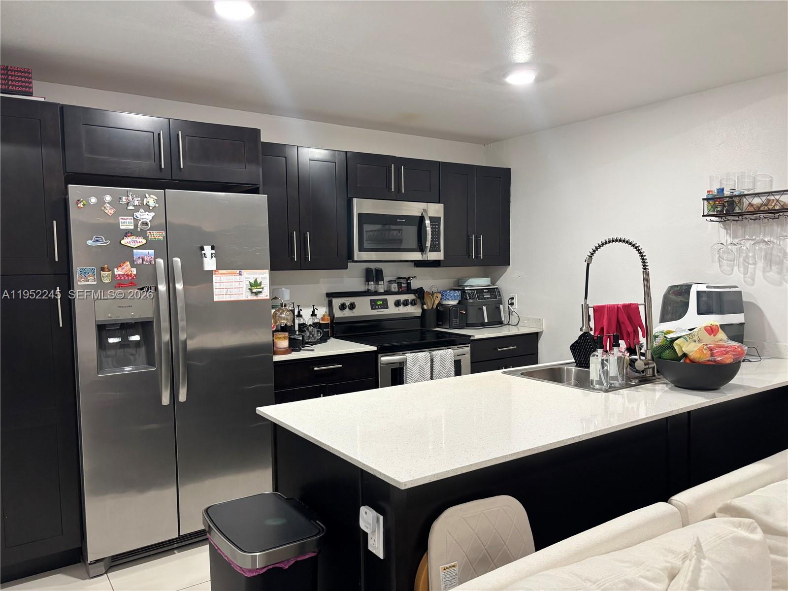 25912 Southwest 139th Court Homestead, FL 33032 - Photo 2 of 27
