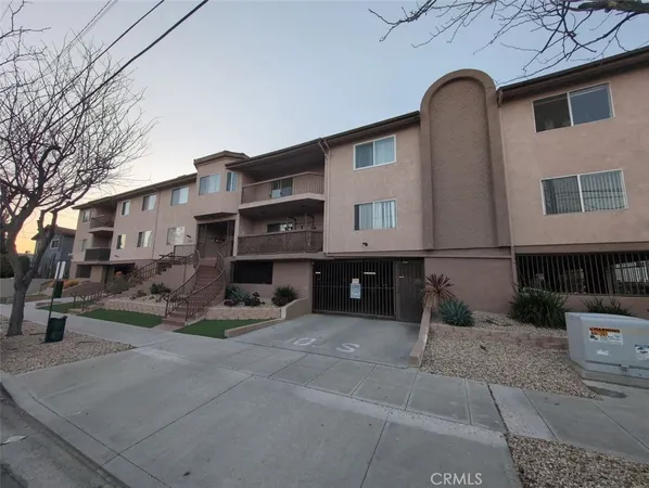 $2,695 | 221 West Elm Avenue, Unit L, Burbank, CA 91502