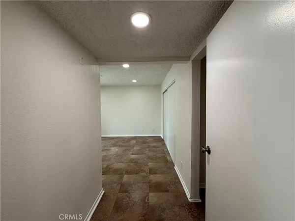 $2,695 | 221 West Elm Avenue, Unit L, Burbank, CA 91502