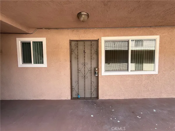 $2,695 | 221 West Elm Avenue, Unit L, Burbank, CA 91502