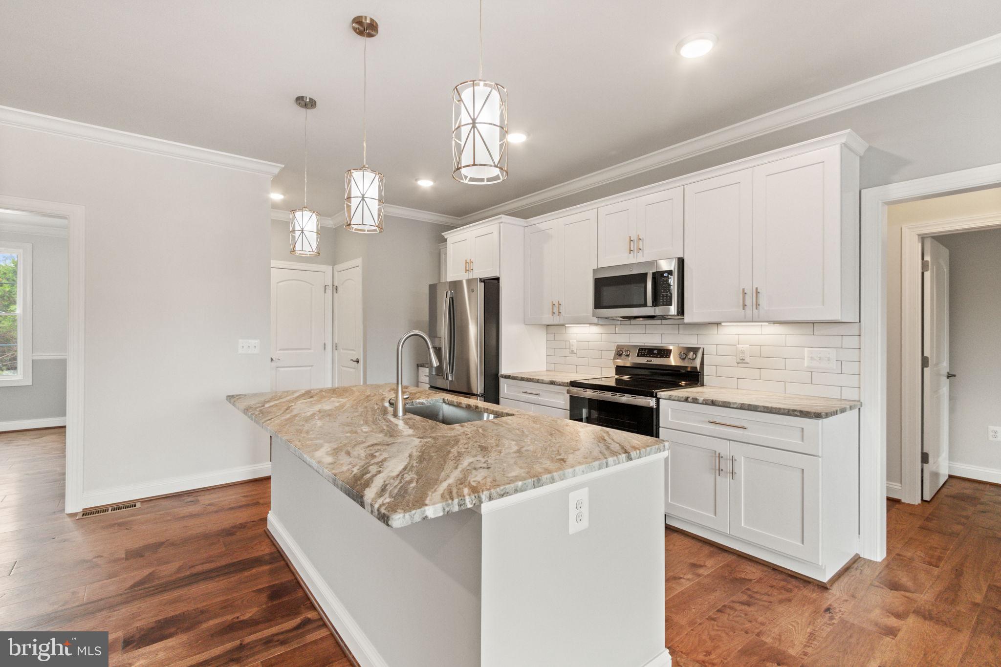 2012 Dozer Lane Catlett, VA 20119 - Photo 32 of 92 Upgraded Leathered Granite Counter Tops
