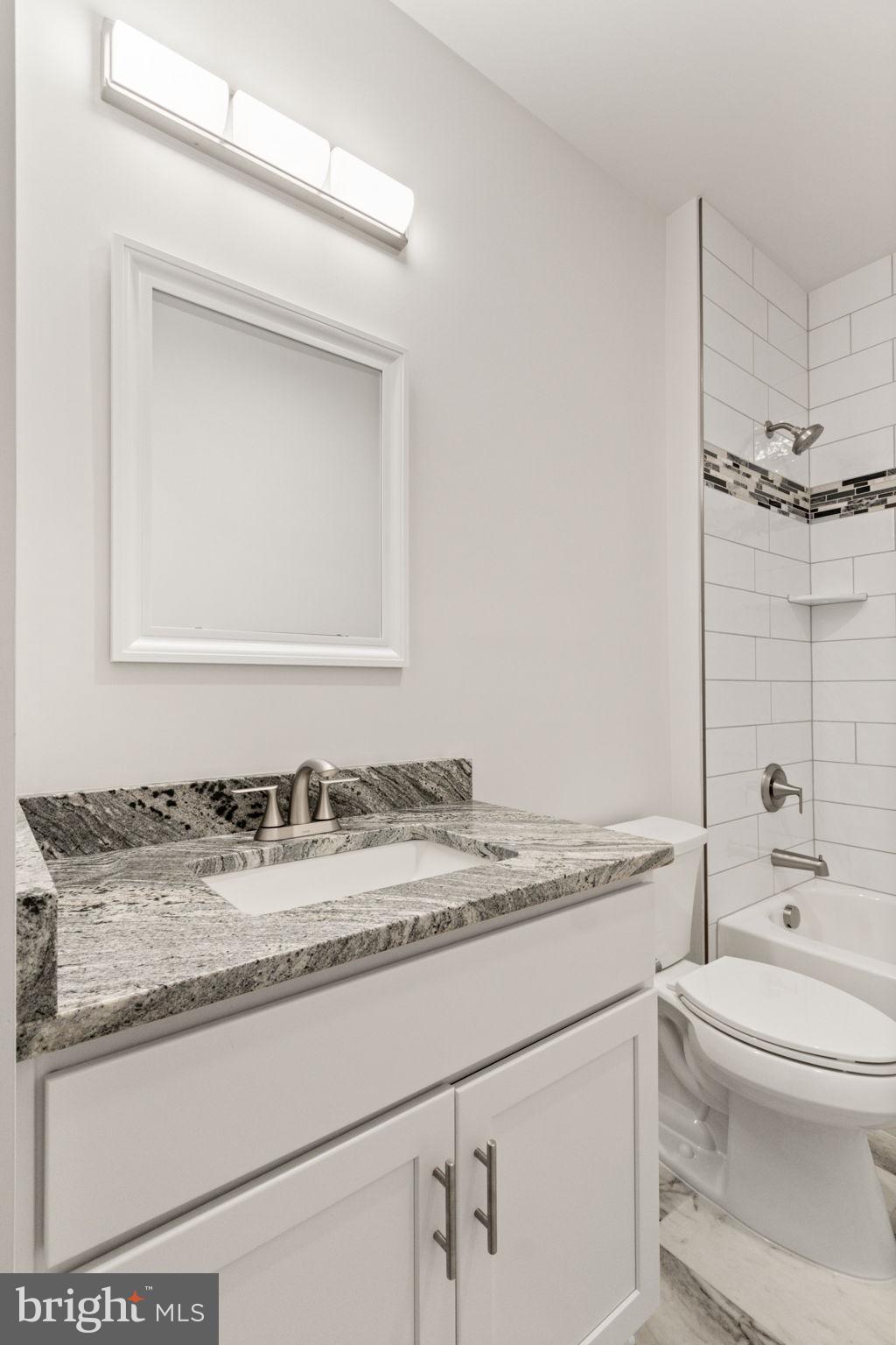 2012 Dozer Lane Catlett, VA 20119 - Photo 46 of 92 Bathroom #1