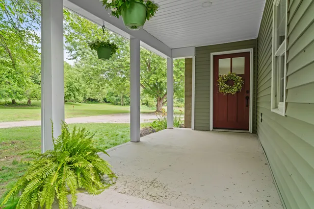 $309,800 | 3190 West Bacon Road, Hillsdale, MI 49242