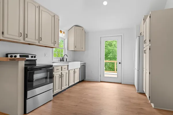 $280,000 | 3190 West Bacon Road, Hillsdale, MI 49242