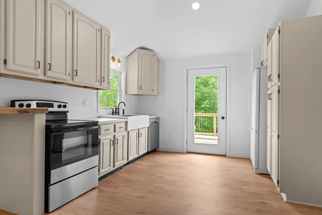 $309,800 | 3190 West Bacon Road, Hillsdale, MI 49242