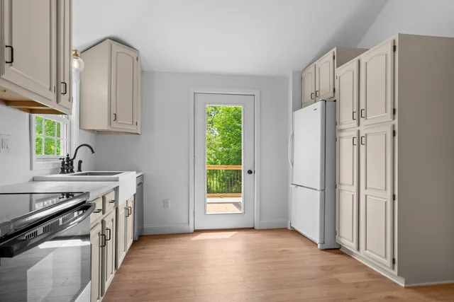 $309,800 | 3190 West Bacon Road, Hillsdale, MI 49242